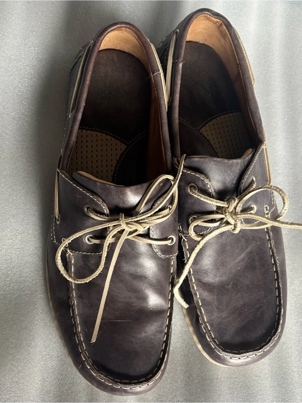 Born Men's Dark Brown Leather Boat Shoes with Tan Laces